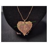 Vtg Gold-Tone Aspen Leaf Pendant Necklace