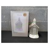 Cracker Barrel Acrylic Church Glitter Globe