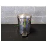 Small Counter Trash Bin