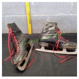 Vtg Kingswood Leather Skates