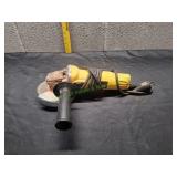 DeWalt 11-Amp 4 1/2' Small Angle Grinder