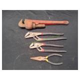 Pipe Wrench w/ Pliers