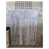 Grey / White Sherpa Throw Blanket