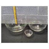 (3) Glass Mixing Bowls