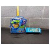 (1) Sun&Sky 8pc Beach Tote Set w/ TYR Goggles