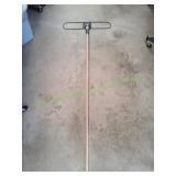 Commercial Clip-On Dust Mop w/ Wood Handle