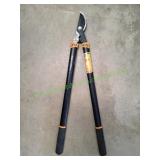 Fiskars 28" Bypass Lopper
