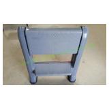 Rubbermaid Folding Step Stool