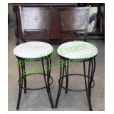 Swivel Bar Stool