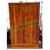 Vintage Cedar Kincaid Robes Armoire / Wardrobe
