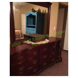Bassett Dresser w/ Mirror