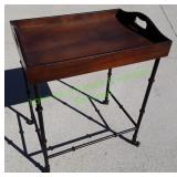 End Table w/ Removable Serving Tray