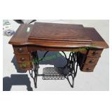 Vintage Singer Sewing Machine In Cabinet