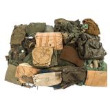 COLD WAR US & GERMAN UNIFORMS / BAGS & SLEEP GEAR