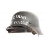 USAF VIETNAM VETERAN WWII GERMAN M42 BIKER HELMET