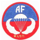 POST WWII US 5th ARMY TRAINING CENTER POCKET PATCH