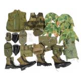 VIETNAM WAR US FIELD GEAR & 3rd PAT. JUNGLE BOOTS