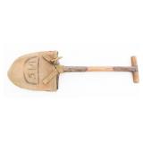 WWII USMC 4th MARINE DIVISION UNIS M1910 SHOVEL
