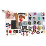 WWI - VIETNAM WAR US ARMY INSIGNIA & BOOK ENDS
