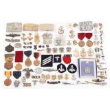 WWII US NAVY BUCKLES, INSIGNIA, MEDALS & PATCHES