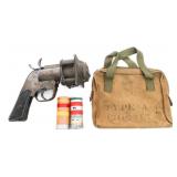 WWII AAF M8 FLARE PISTOL WITH AIRCRAFT WALL MOUNT