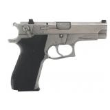 SMITH & WESSON MODEL 5906 9mm CAL SEMI AUTO PISTOL