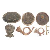 CIVIL WAR US BUCKLE, BREASTPLATE & CAP BADGES
