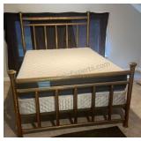 Full Size Antique Brass Bed W/Mattress