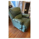 Green Chair 40ï¿½Lx 40ï¿½h x 40ï¿½ d