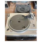 3 record players as-is not tested