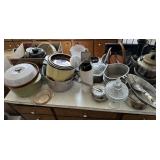 Kitchen Lot on Island