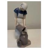 Bing & Grodahl Girl pouring Milk