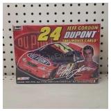 Jeff Gordon Dupont 2005 Monte Carlo 1:24 Model