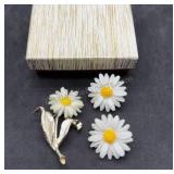 Sarah Coventry Daisy Brooch & Earrings