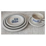 Pfaltzgraff Yorktowne Dinnerware Place Setting