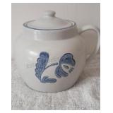 Pfaltzgraff Yorktowne Handled Bean Pot
