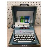 Underwood Type Writer
