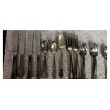 Vintage Roger Bros Cutlery and More 5 Dinner