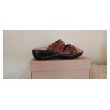 Ladies Clarks Slip On Sandals Size 9