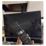 Sharp 32ï¿½  LCD TV with Mount