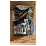 HO Scale Train Locomotives, Track & Cars