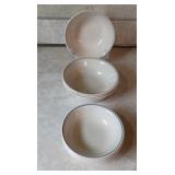 Corelle Bowls - Ivory w/Blue Rim 4 Cereal & 4