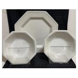 JOHNSON BROS Pair if Johnson Brothers Heritage