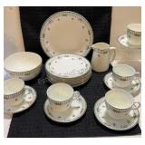 Vtg COLLINGWOOD ENGLAND 8 Dessert Plates, 6 Tea