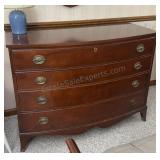 Vintage Mahogany Bow Front Chest of Drawers 4