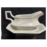 Johnson Bros Heritage white gravy boat & stand