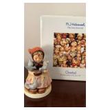 Vintage HUMMEL Large 4-1/2"  Tall FIGURINE 337