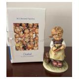 Vintage M.I. Hummel Goebel Figurine 4-1/4"  Busy