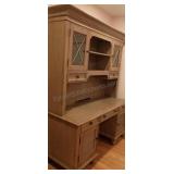 Large Desk with Hutch 80x64x24
