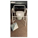 Bedside Commode w Libers